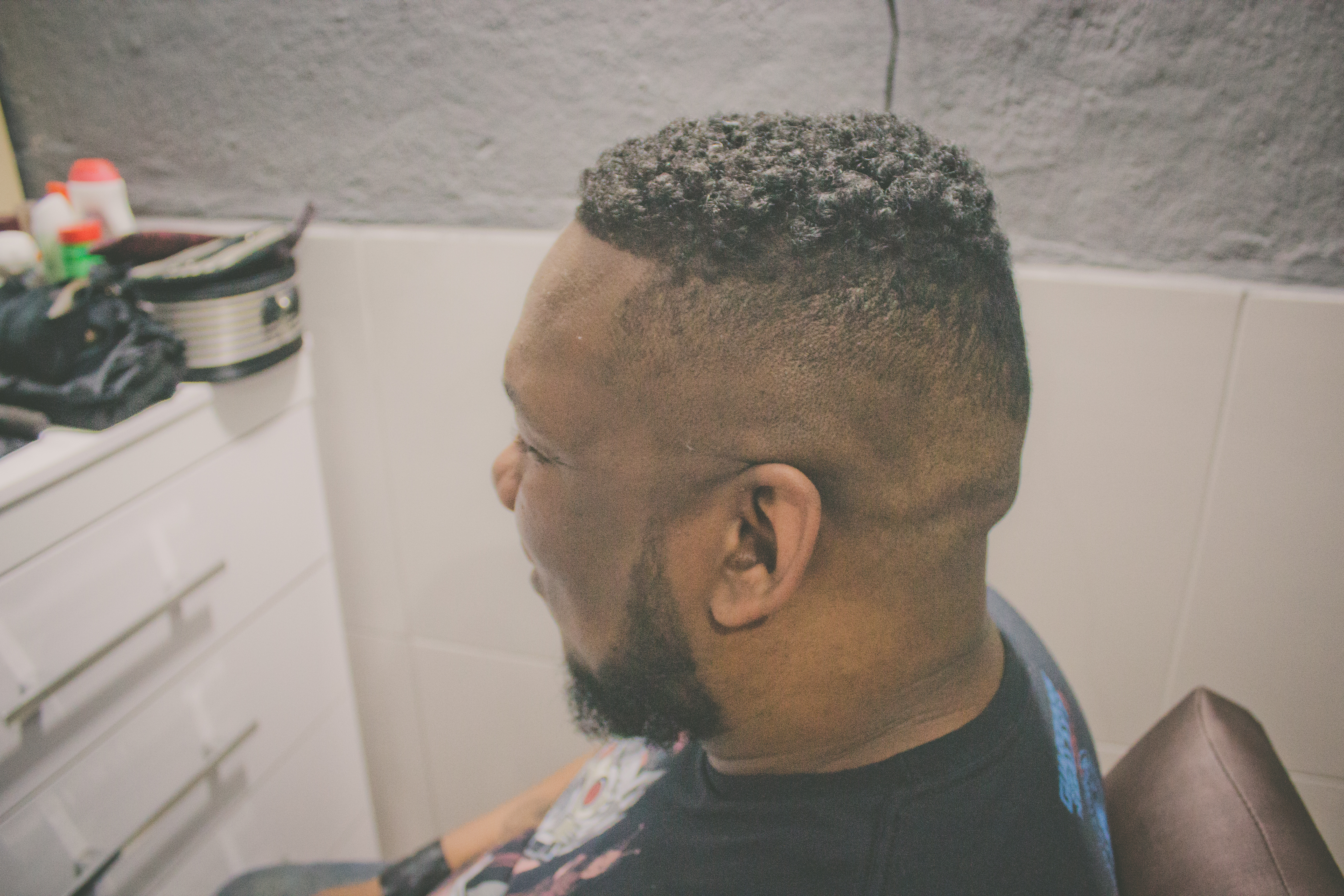 Corte Afro Nudred #cabeloenroladinho cabelo barbeiro(a) designer de sobrancelhas