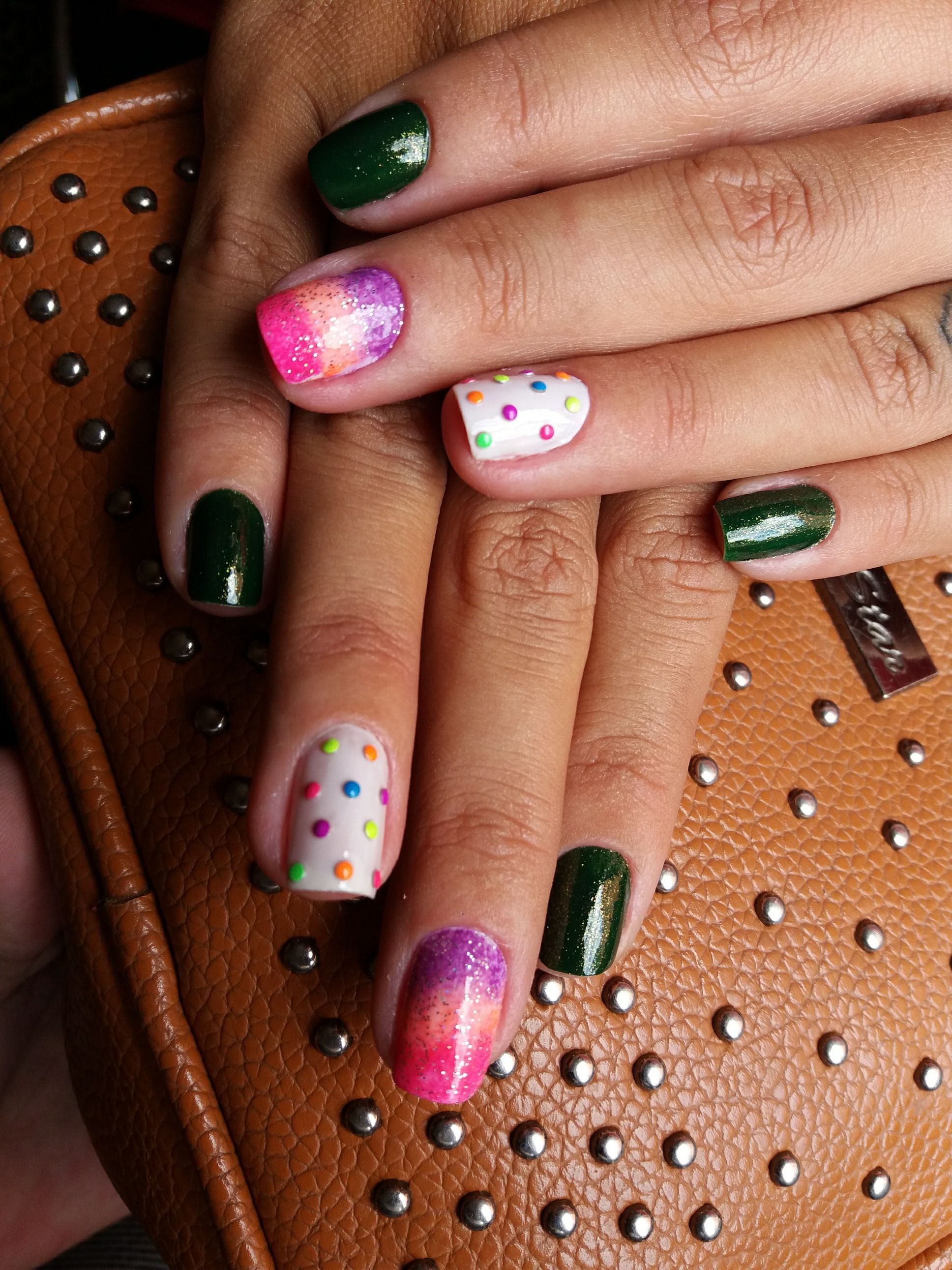 unha cabeleireiro(a) manicure e pedicure