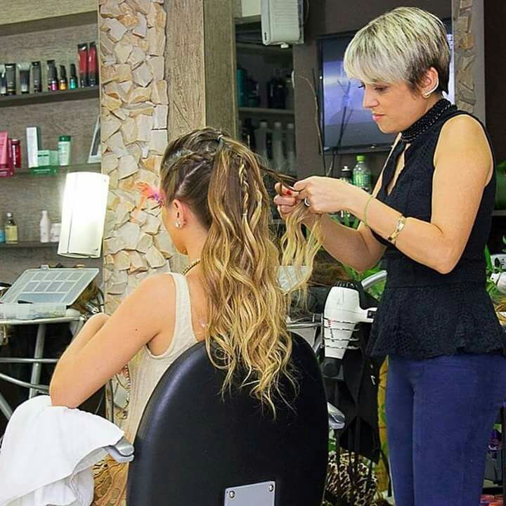 cabeleireiro(a)