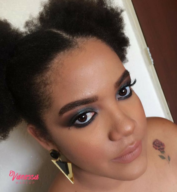 Design de sobrancelhas com henna. estética maquiador(a)