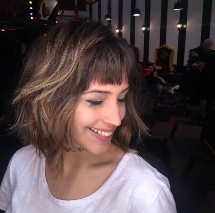 Bobcut com mechas iluminates cabelo cabeleireiro(a) barbeiro(a)
