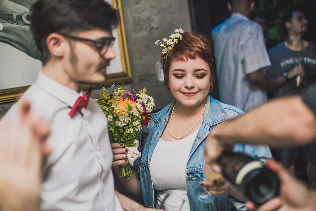 Casamento Maria Eduarda e Thiago
Beleza assinada por mim

#mua #makeupartist #maquiadora #makeup #noiva #bride #photoshoot #maquiagem #bridalmakeup #noiva2019 #noiva2020 #makeupbr #acessorios #redlips #blonde #model #casamento #editorial #beauty #maquiagembrasil #cerimonia #cerimonial #saopaulo #sp maquiagem maquiador(a)