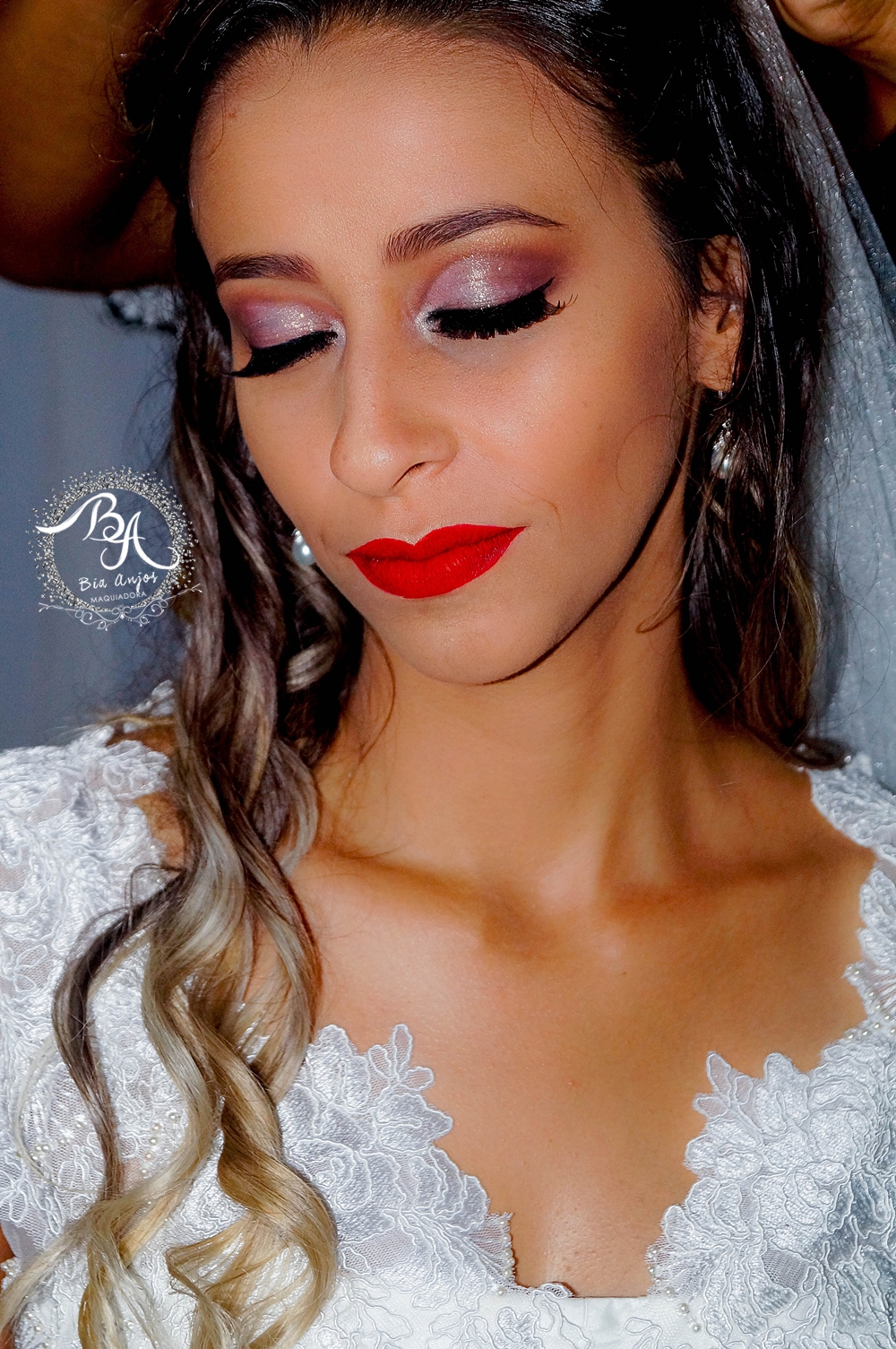 Noiva Mônica Cut Crease Rosê maquiagem maquiador(a)