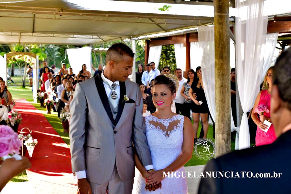 Noiva Adriana - Casamento Diurno maquiagem maquiador(a)