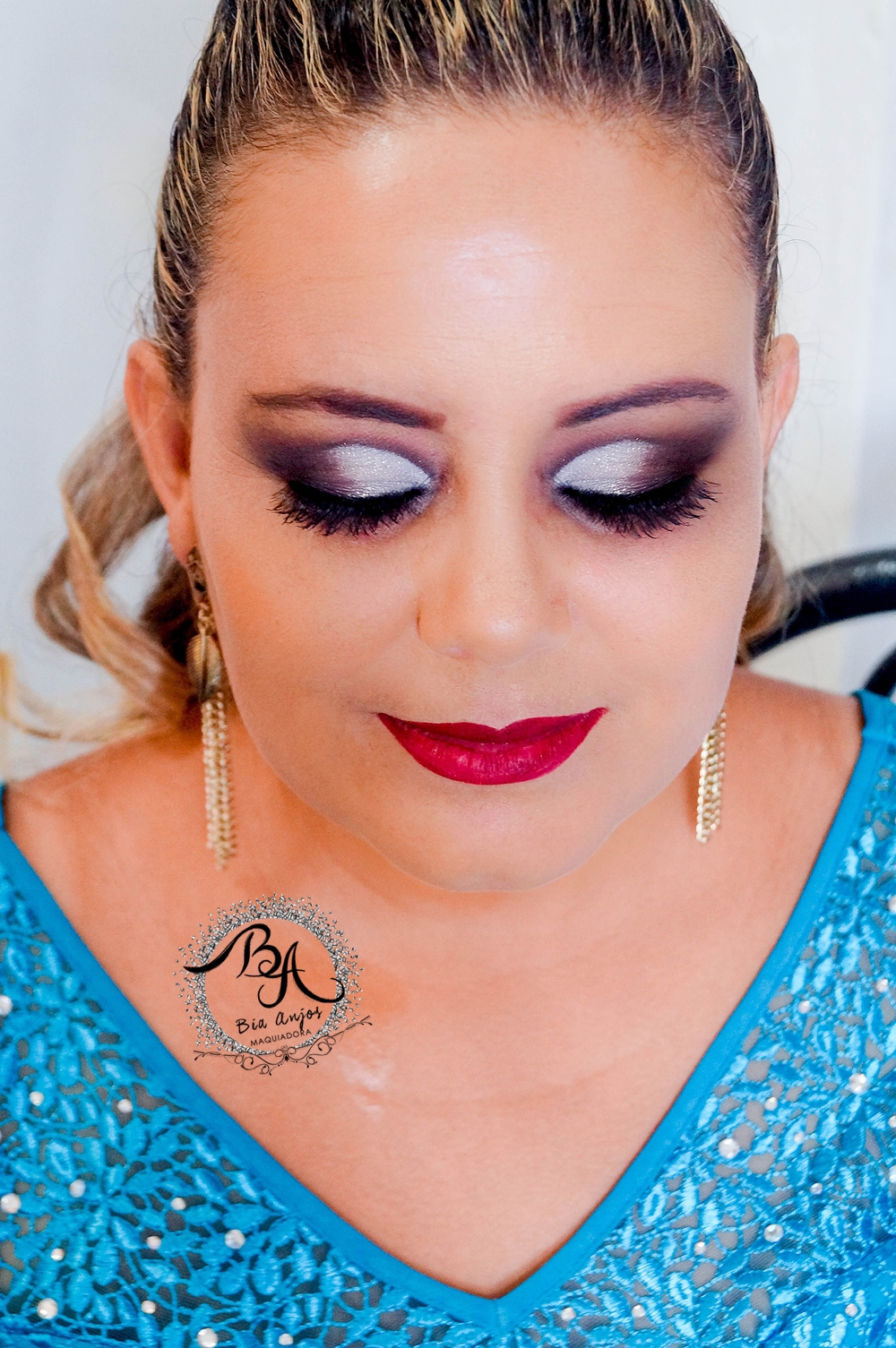 Mãe do Noivo - Maquiagem Ousada maquiagem maquiador(a)