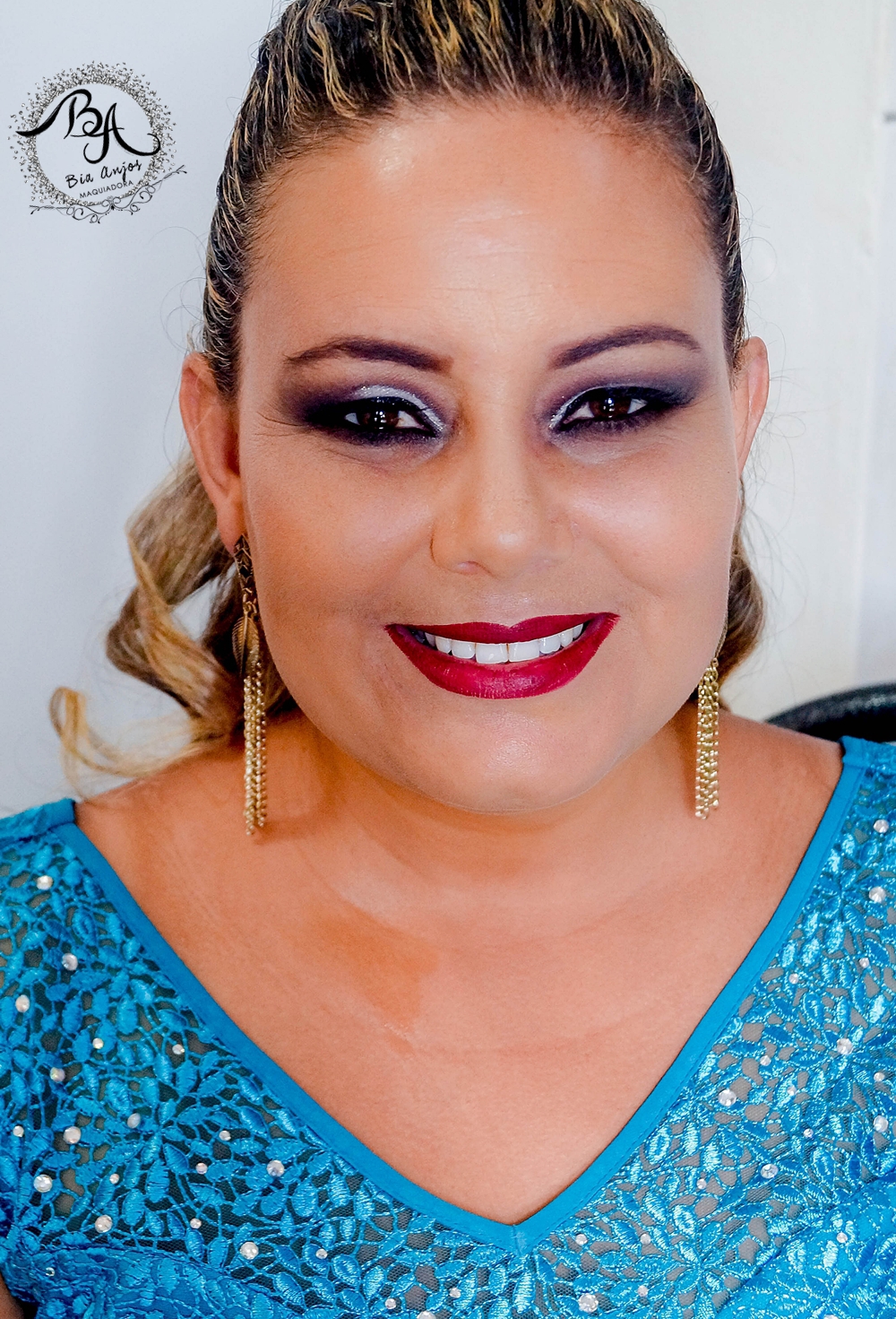 Mãe do Noivo - Maquiagem Ousada maquiagem maquiador(a)