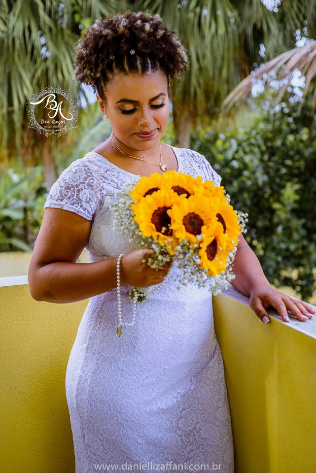 Noiva Beatriz - Maquiagem Dourada em Pele Negra maquiagem maquiador(a)