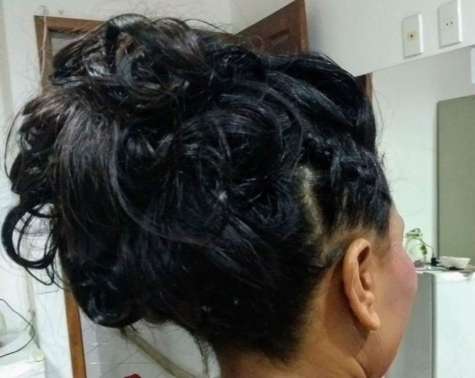Penteado para mãe da noiva. cabelo cabeleireiro(a)