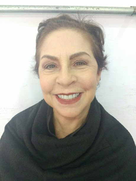 Após consultoria de imagem, foi desenvolvida uma maquiagem completamente personalizada de acordo com a personalidade, formato de rosto, gosto e cores que favorecem a cliente.
#maquiagem #makeup #make #maquiadora #makeupartist #makeup #consultoriadeimagem #colorimetria #visagismo #formatura  #basicmakeup #basicmake #pelemadura maquiagem maquiador(a) consultor(a) designer de sobrancelhas
