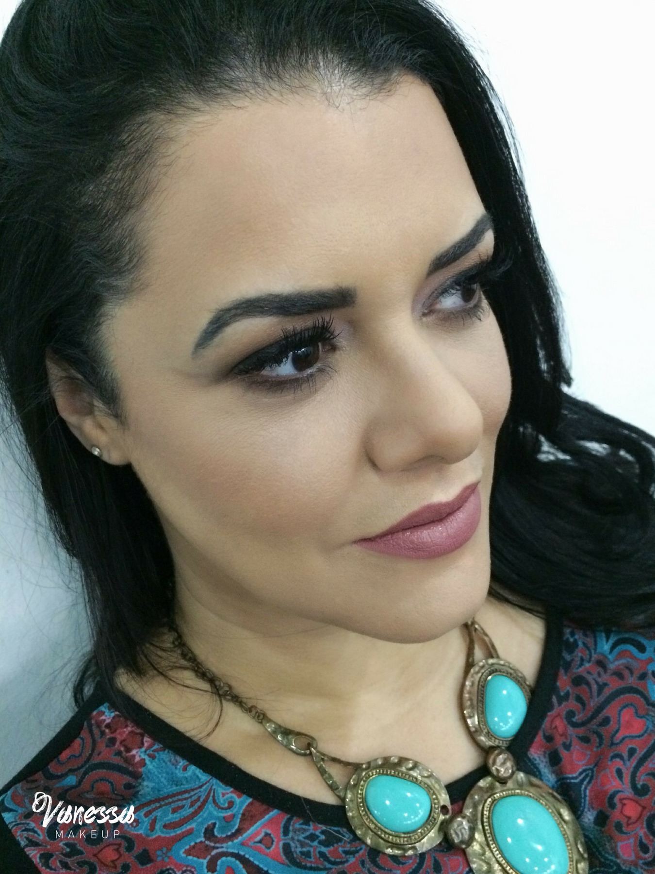 Maquiagem clássica na ( Miss - São Paulo) - Miss Brasil Plus Size 2018 São José do Rio Preto. maquiagem maquiador(a)