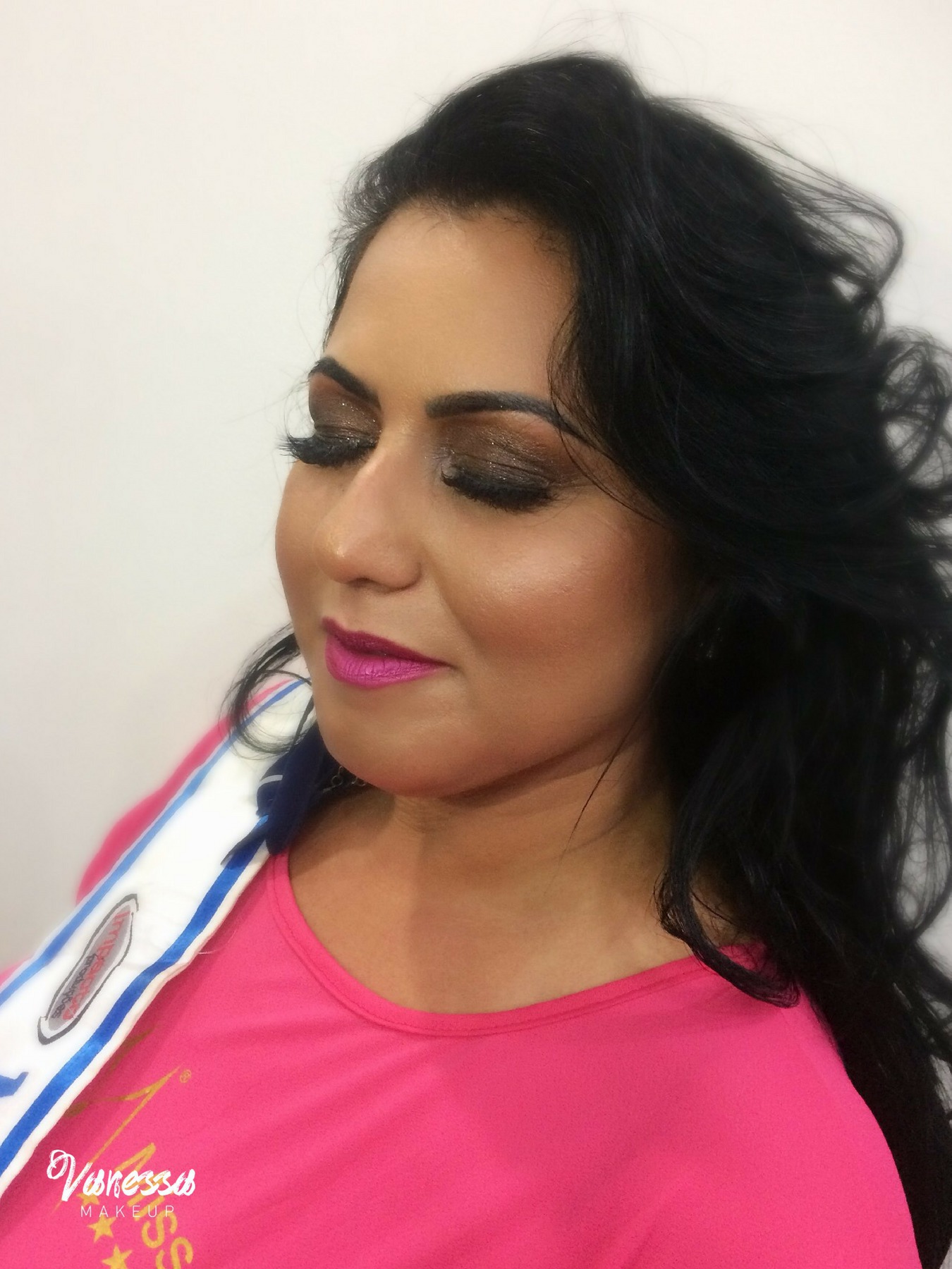Maquiagem clássica na ( Miss - Amapá) - Miss Brasil Plus Size 2018 São José do Rio Preto. maquiagem maquiador(a)