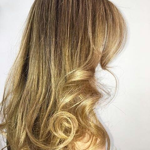 cabelo stylist / visagista consultor(a) cabeleireiro(a)