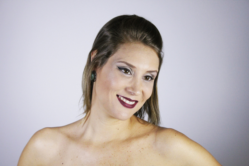 Atriz Livia Camargo - Foto Book maquiagem maquiador(a)