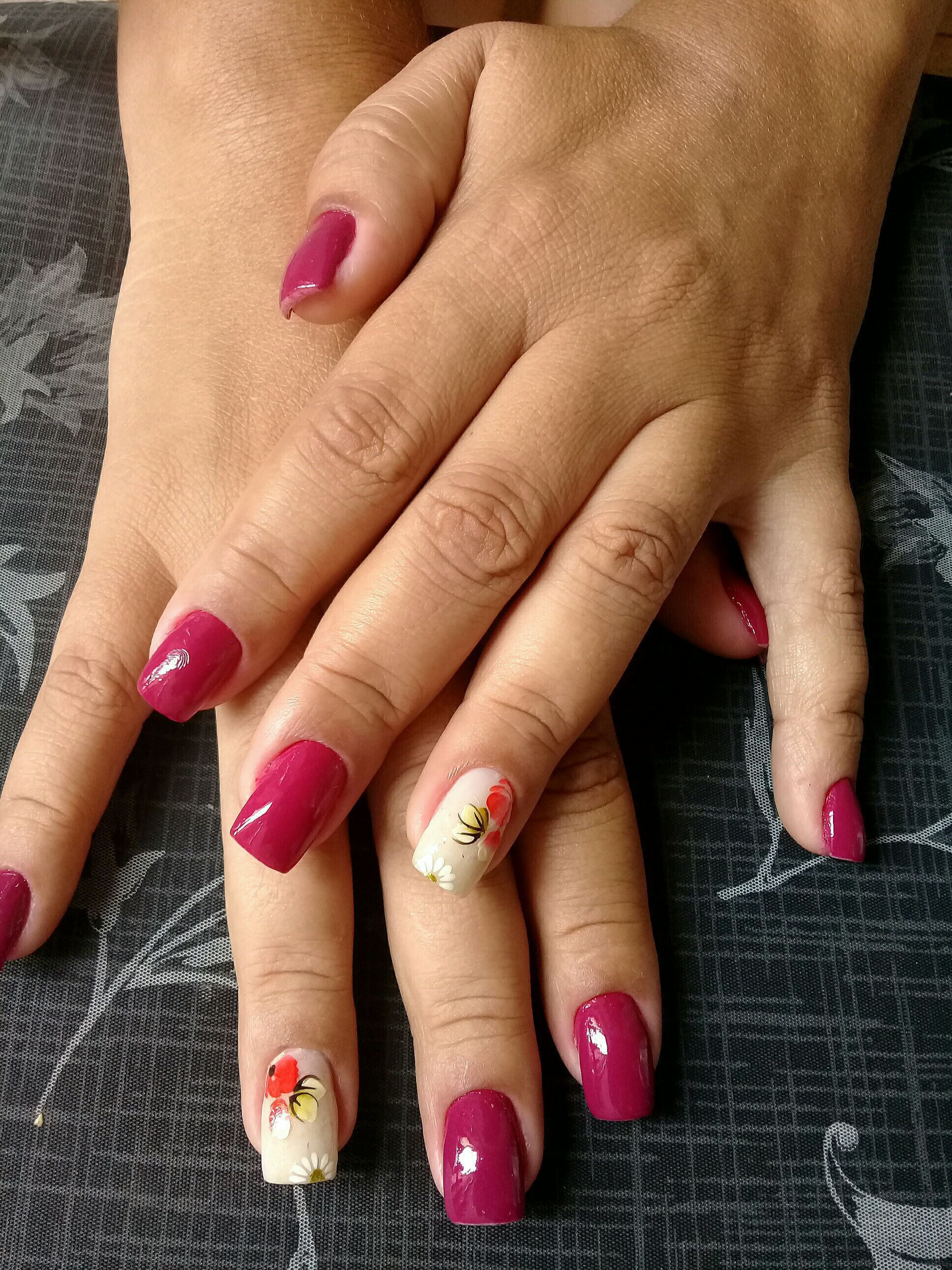 unha manicure e pedicure