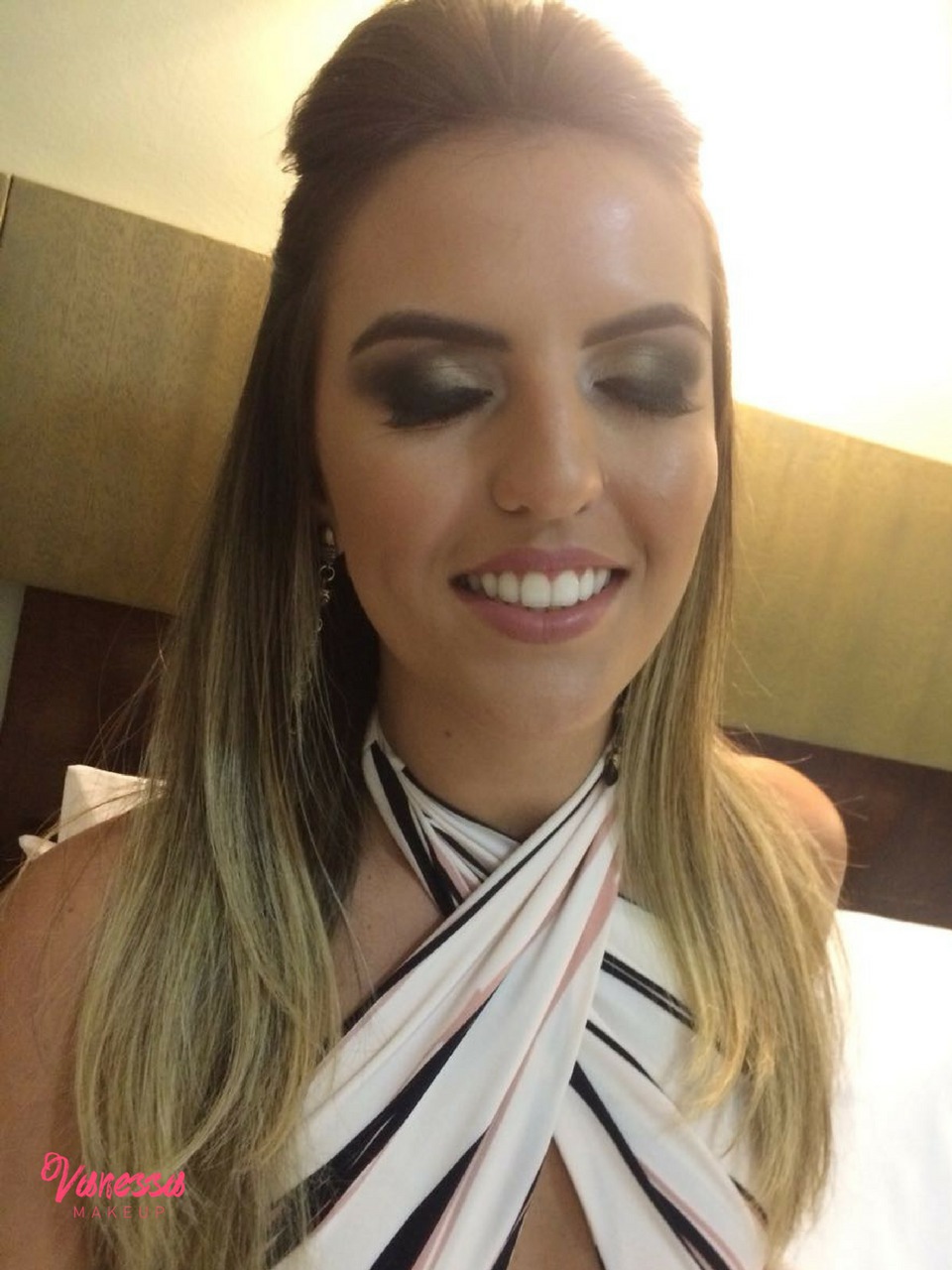 Maquiagem elaborada e Penteado. maquiagem maquiador(a)