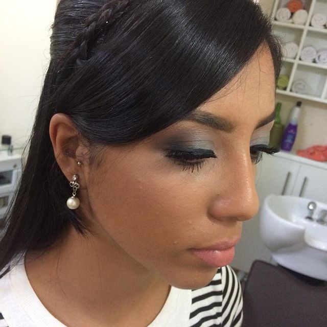 Maquiagem para formanda #maquiagem #formanda #azul maquiagem maquiador(a)