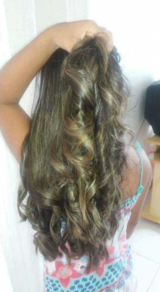 Uma morena iluminada. No tom de 8.0 com 9.1 lindo... Que é o mel.  cabelo cabeleireiro(a)