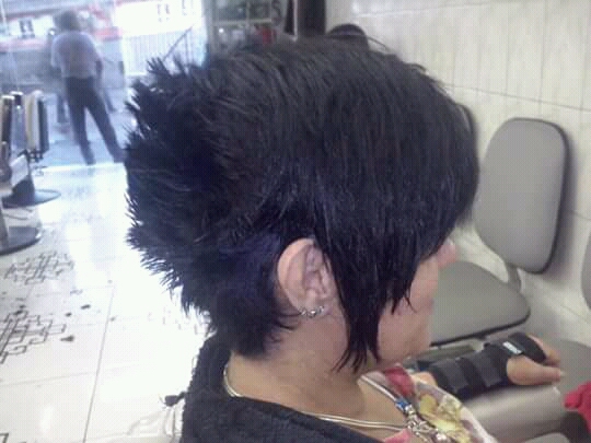 Curto desfiado com franja alongada cabelo cabeleireiro(a)
