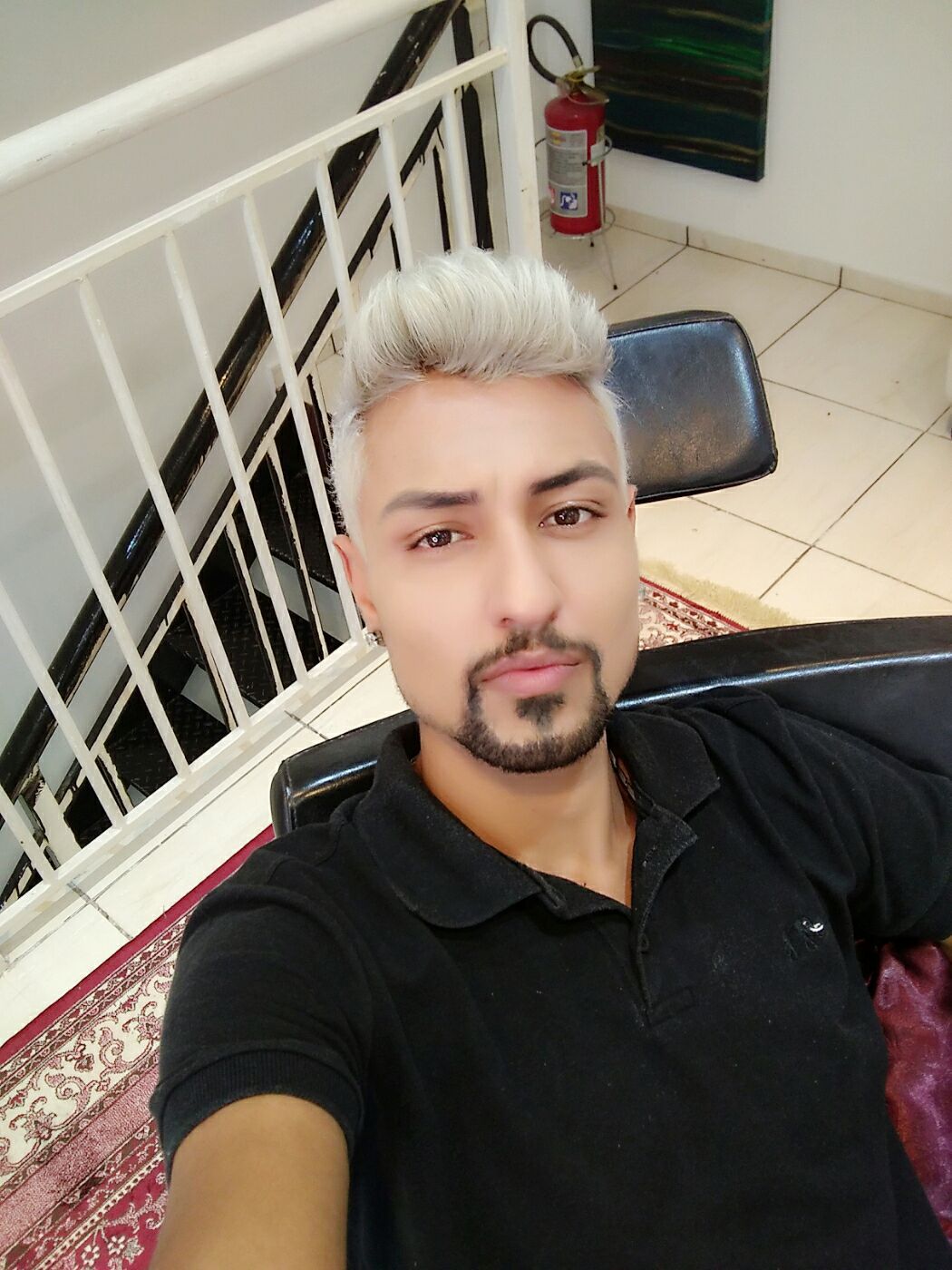cabeleireiro(a) outros estudante auxiliar administrativo assistente esteticista
