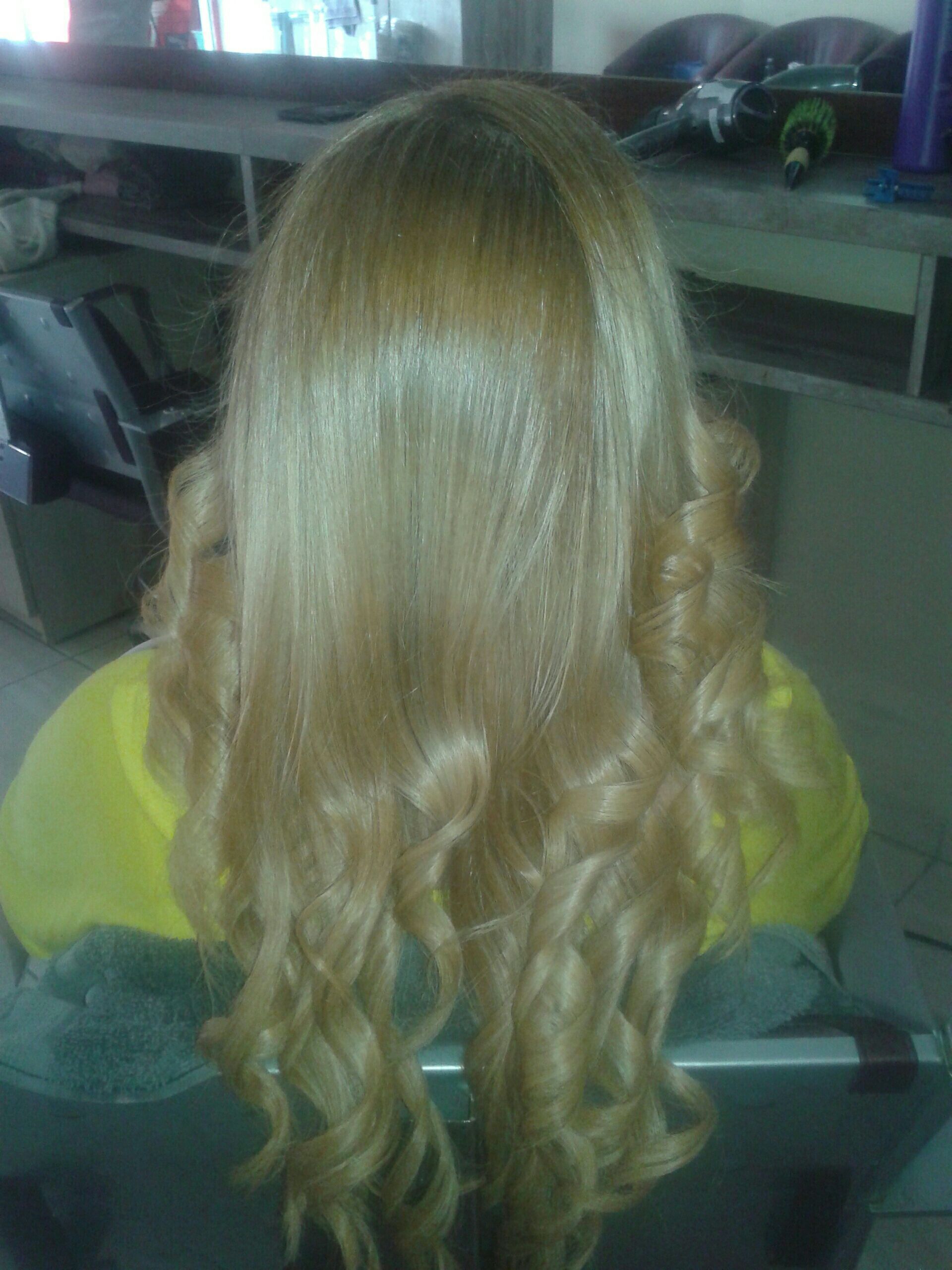cabelo manicure e pedicure