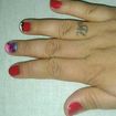 Unhas curtas
Cuticulagem funda com decoração feita à mão 
Homenagem ao marido!!