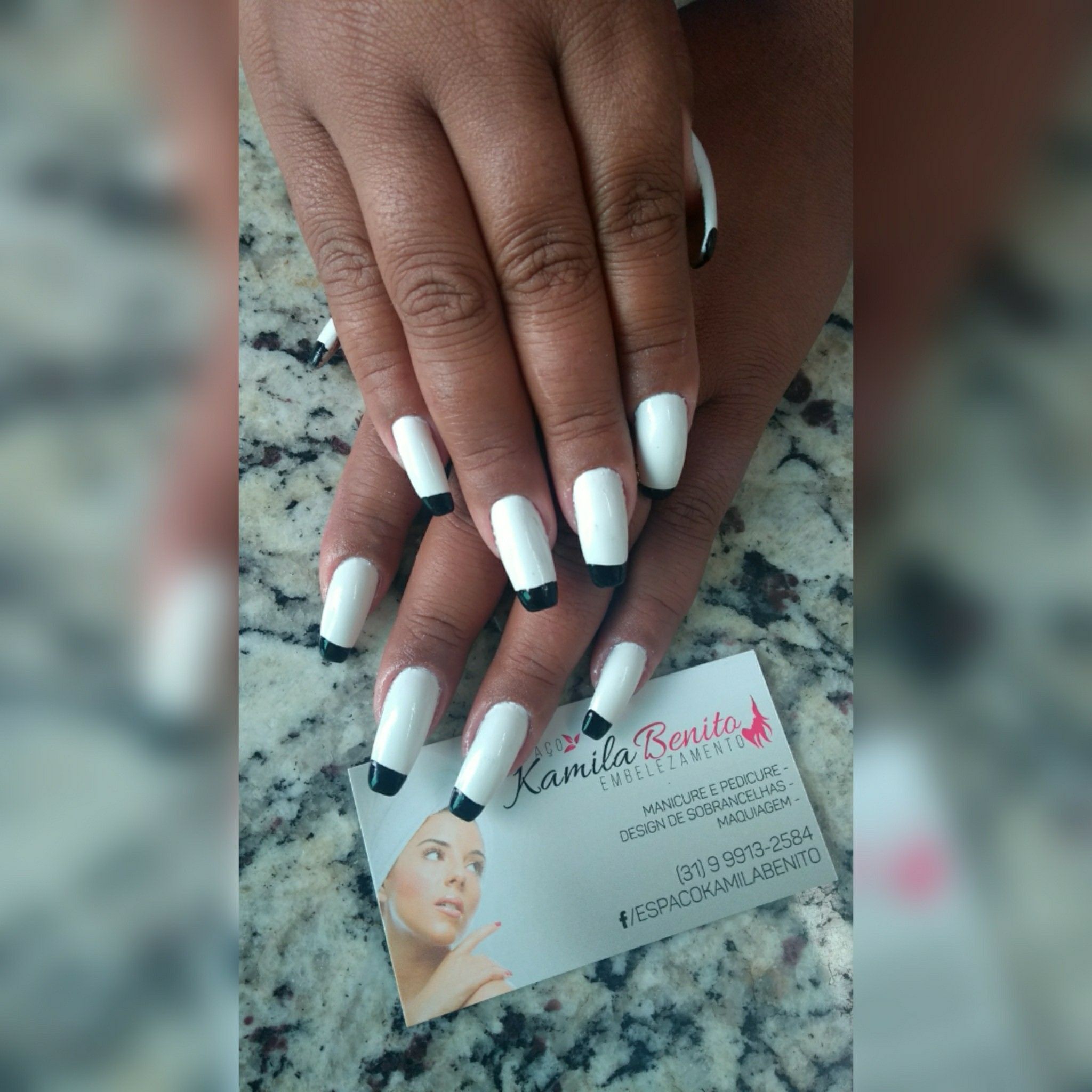 unha manicure e pedicure designer de sobrancelhas maquiador(a)