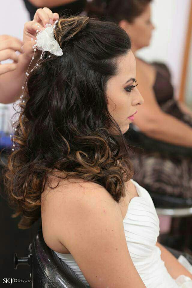 Penteado e maquiagem freelancer ou a domicílio
# penteado #maquiadora #madrinha #debutante #noiva #Cabeleireira #cabelofreelancer #beleza cabelo cabeleireiro(a) maquiador(a)