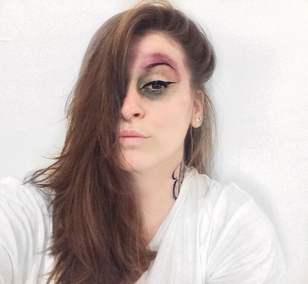 Look olho roxo, maquiagem artística - roxo glam  maquiagem maquiador(a) stylist / visagista