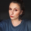 make fire - Delineador vermelho com sombra laranja 