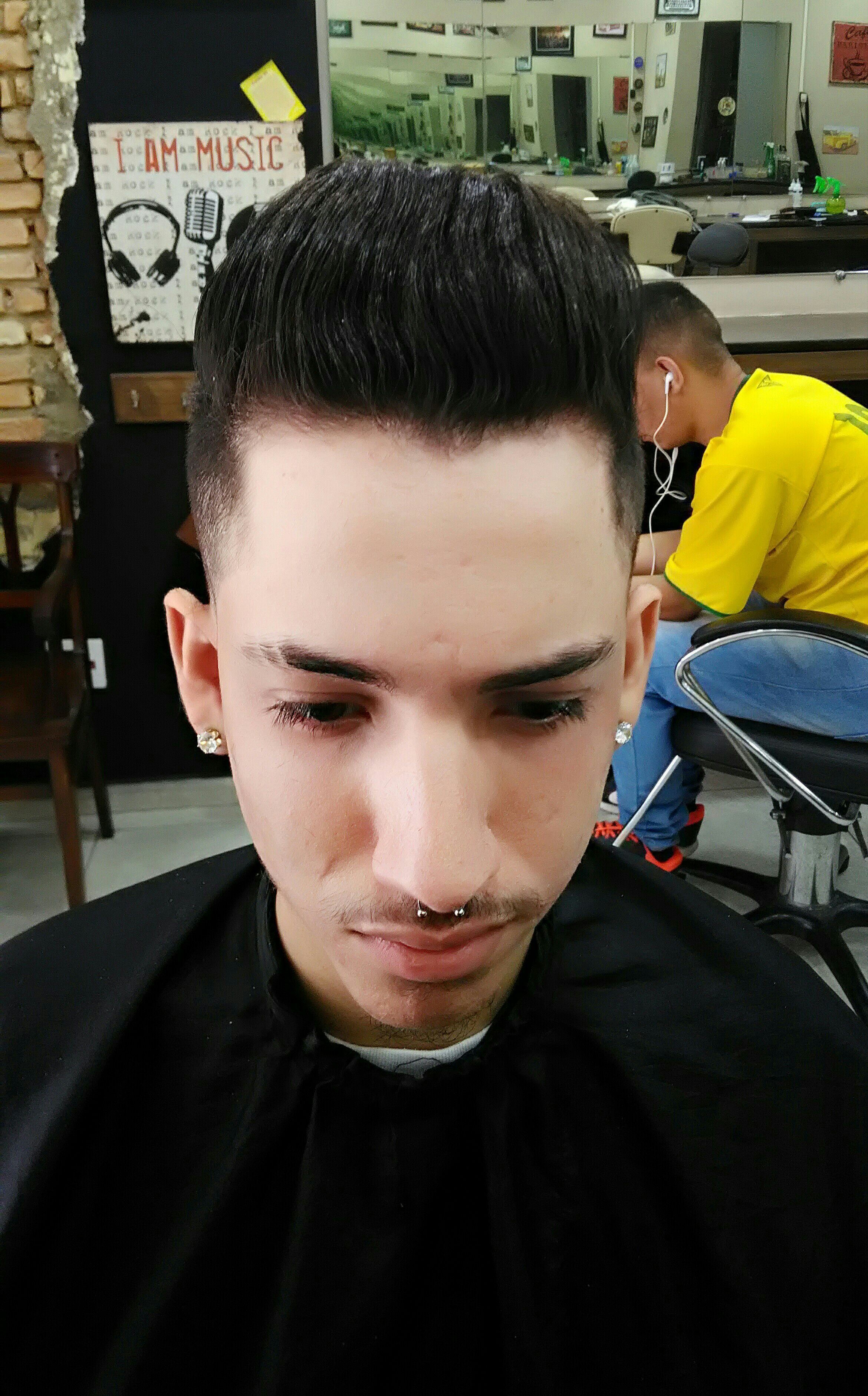 Corte Degrade e Progressiva . cabelo barbeiro(a) barbeiro(a) barbeiro(a) barbeiro(a)