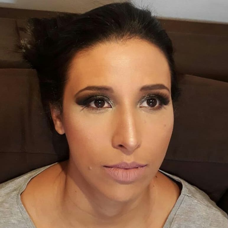 Ingrid Sarracine há 1 minuto

Maquiagem para #noivas, #madrinhas, #debutantes #eventos maquiagem auxiliar cabeleireiro(a) maquiador(a) manicure e pedicure