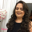 Maquiagem clássica e escova com babyliss.