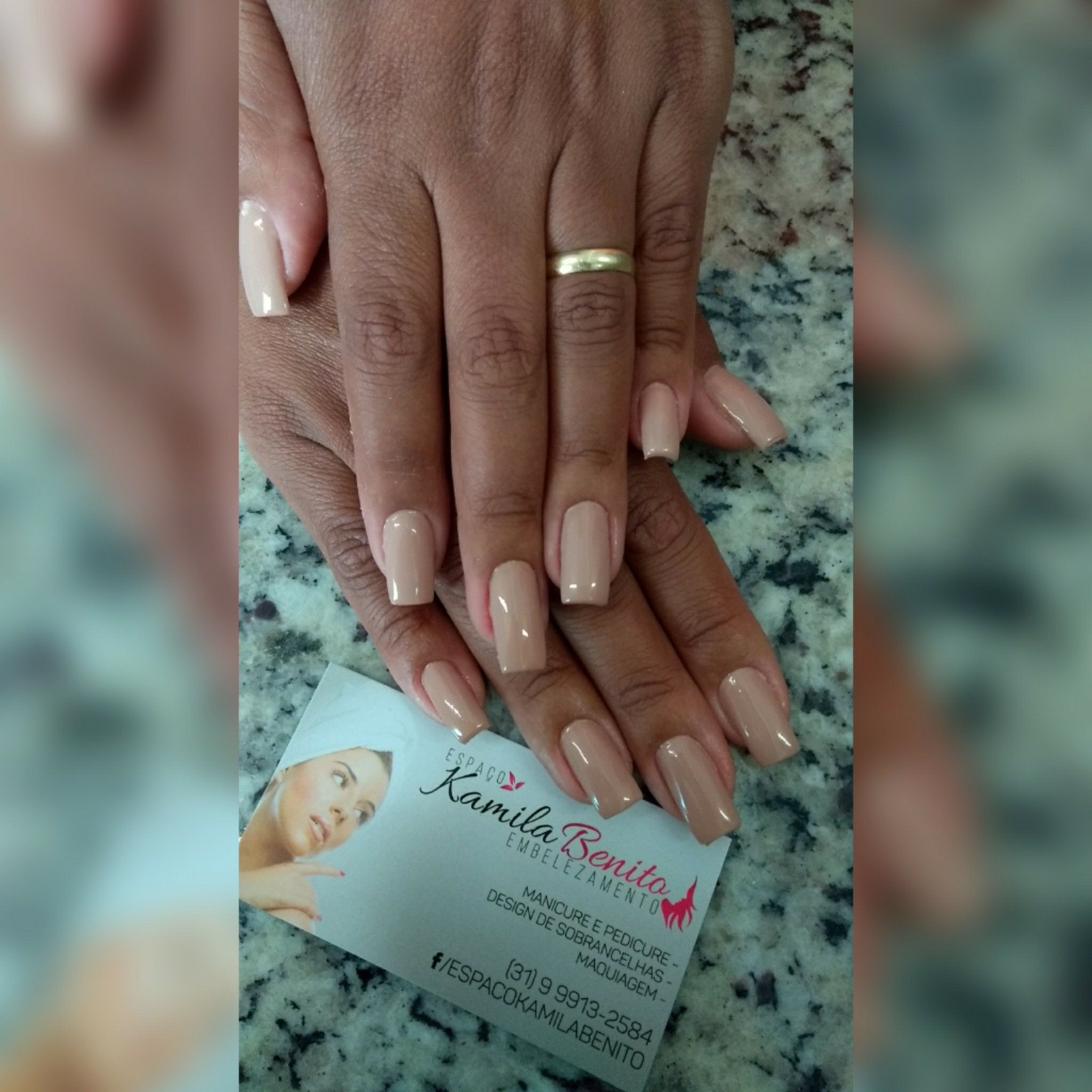 unha manicure e pedicure designer de sobrancelhas maquiador(a)