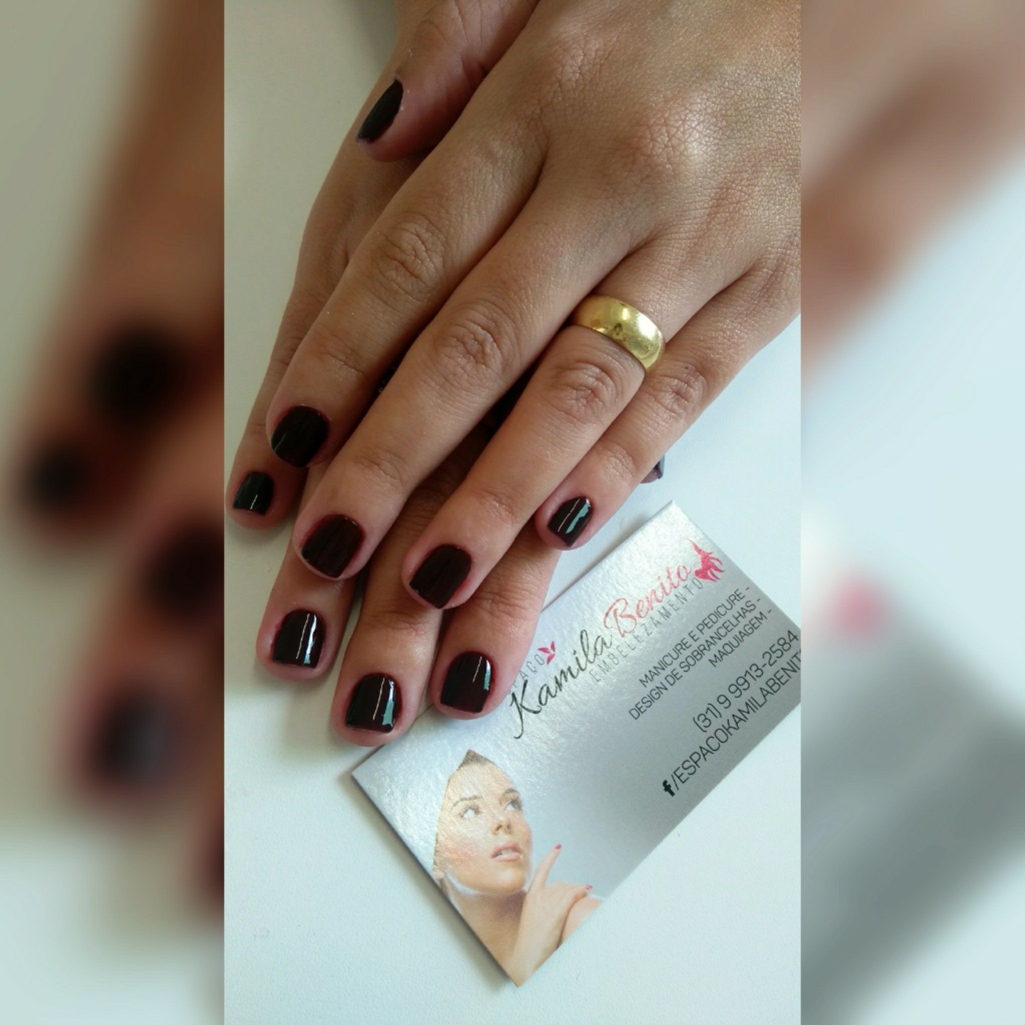 unha manicure e pedicure designer de sobrancelhas maquiador(a)