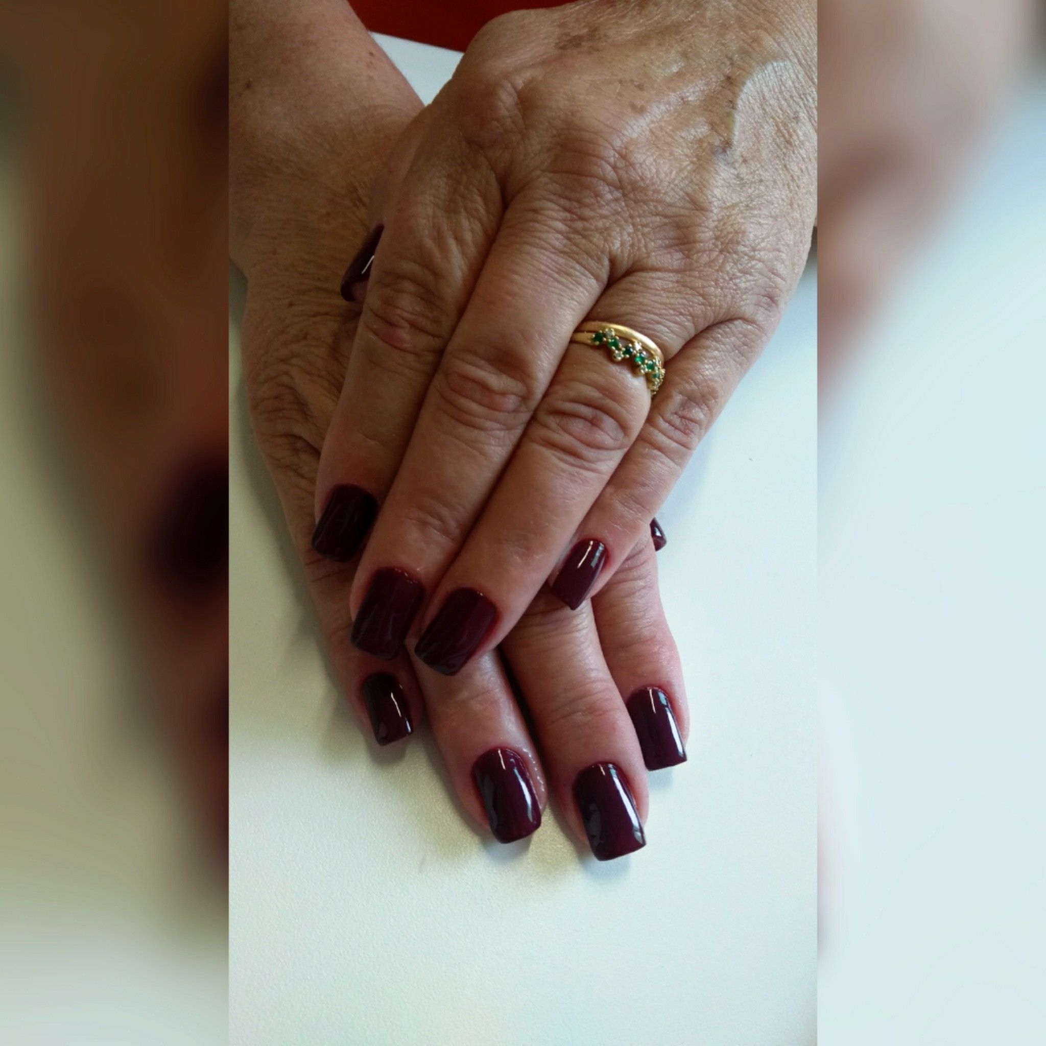 unha manicure e pedicure designer de sobrancelhas maquiador(a)