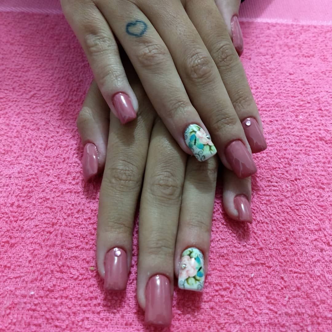 unha manicure e pedicure manicure e pedicure