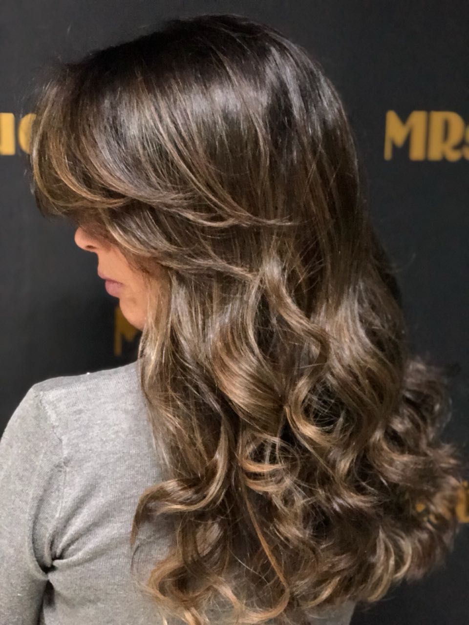 Depois 
Correção de cor. Mechas infertidas cabeleireiro(a)