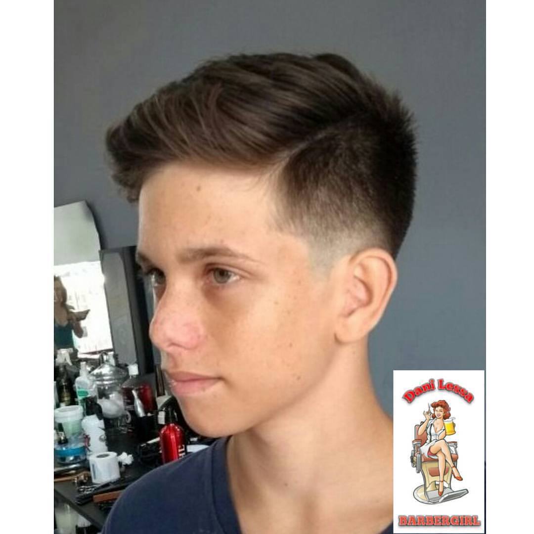 Low Fade cabelo barbeiro(a)