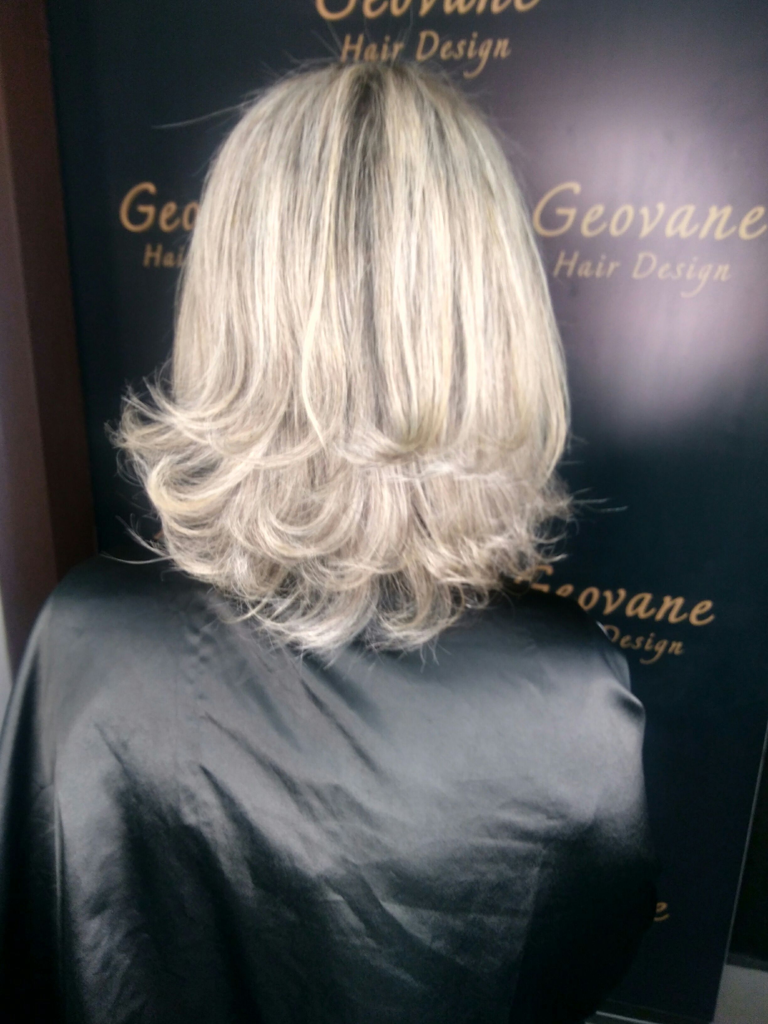 cabelo cabeleireiro(a) outros estudante auxiliar administrativo assistente esteticista