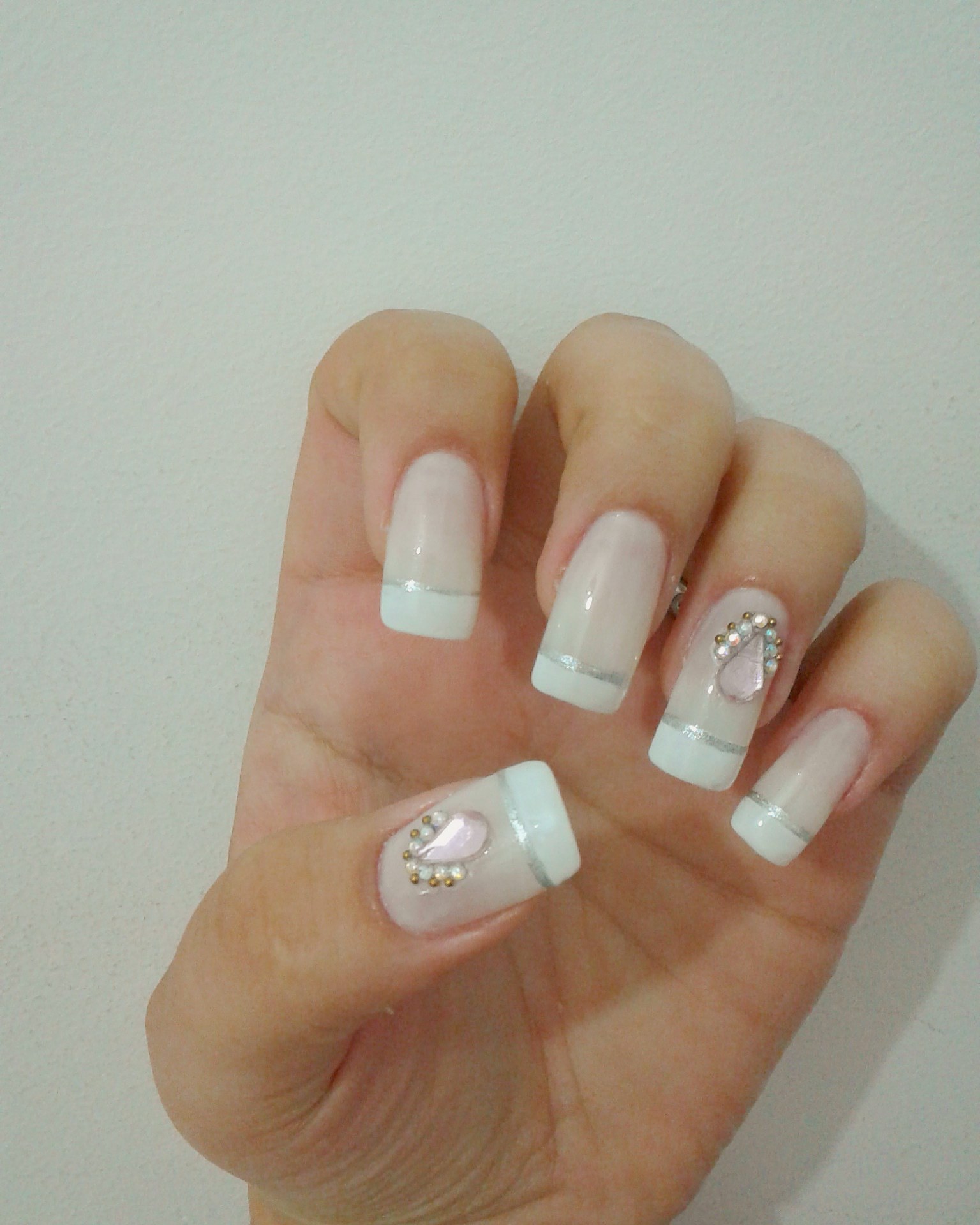 Alongamento em gel.
Inspiração para noivas. unha auxiliar cabeleireiro(a) maquiador(a) manicure e pedicure