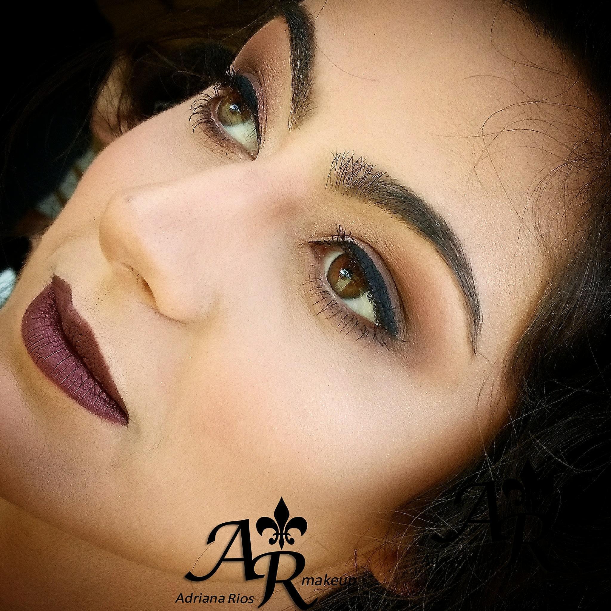 #noiva #maquiagem #madrinhadecasamento #maquiagemnoiva #maquiagemmadrinha #formanda maquiagem maquiador(a) designer de sobrancelhas