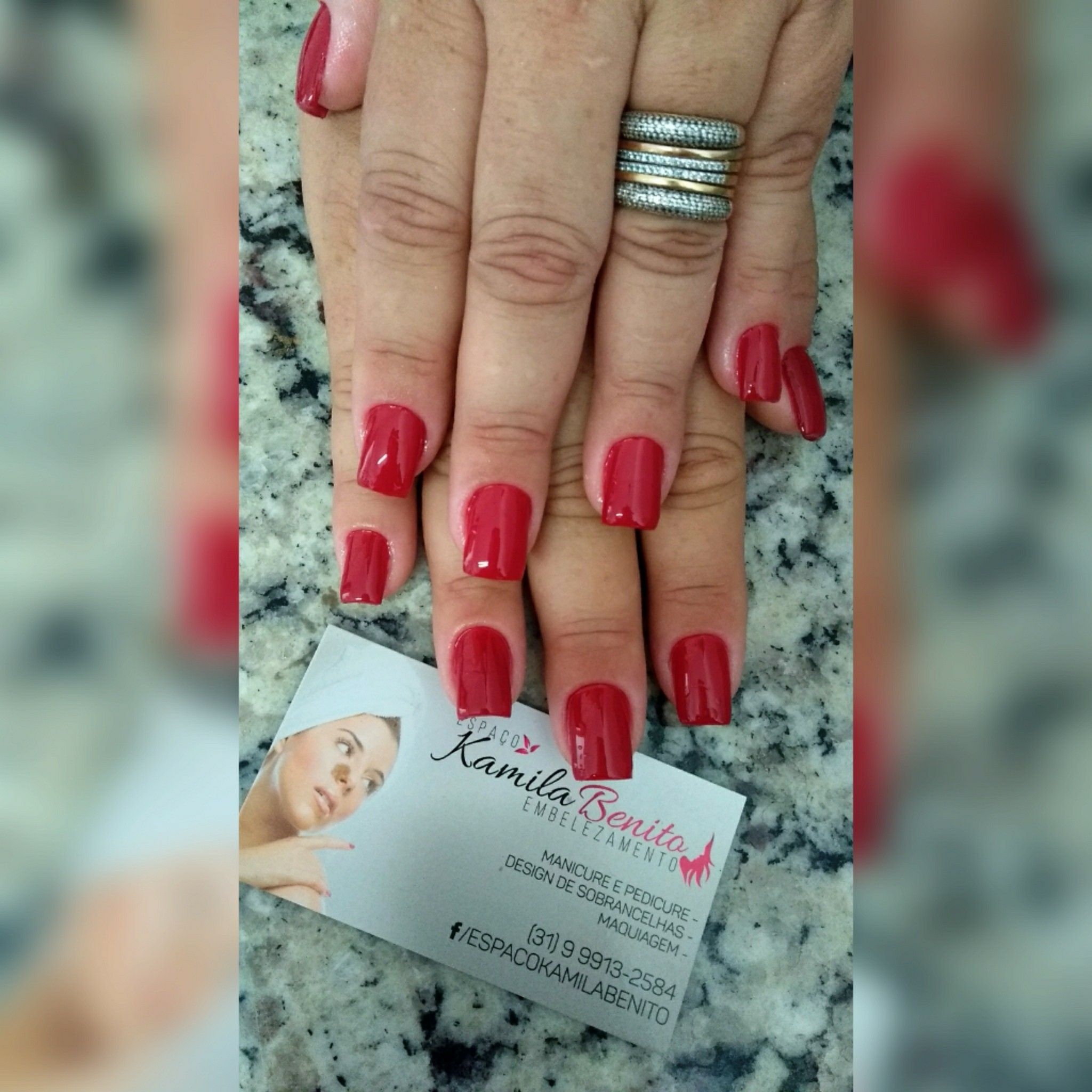 unha manicure e pedicure designer de sobrancelhas maquiador(a)