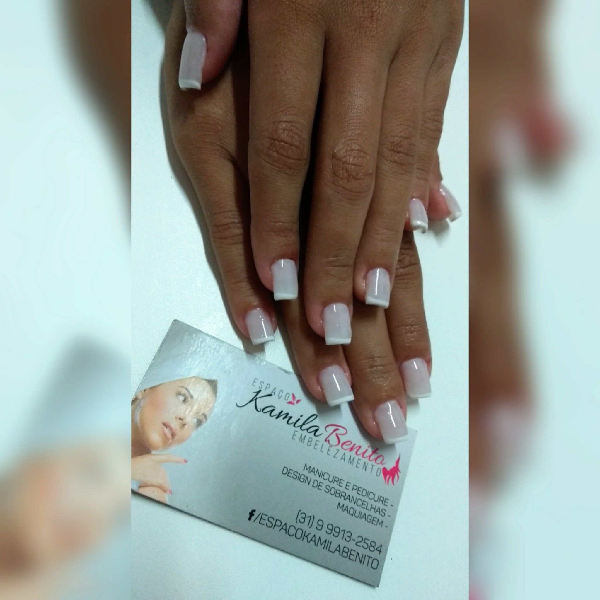 unha manicure e pedicure designer de sobrancelhas maquiador(a)