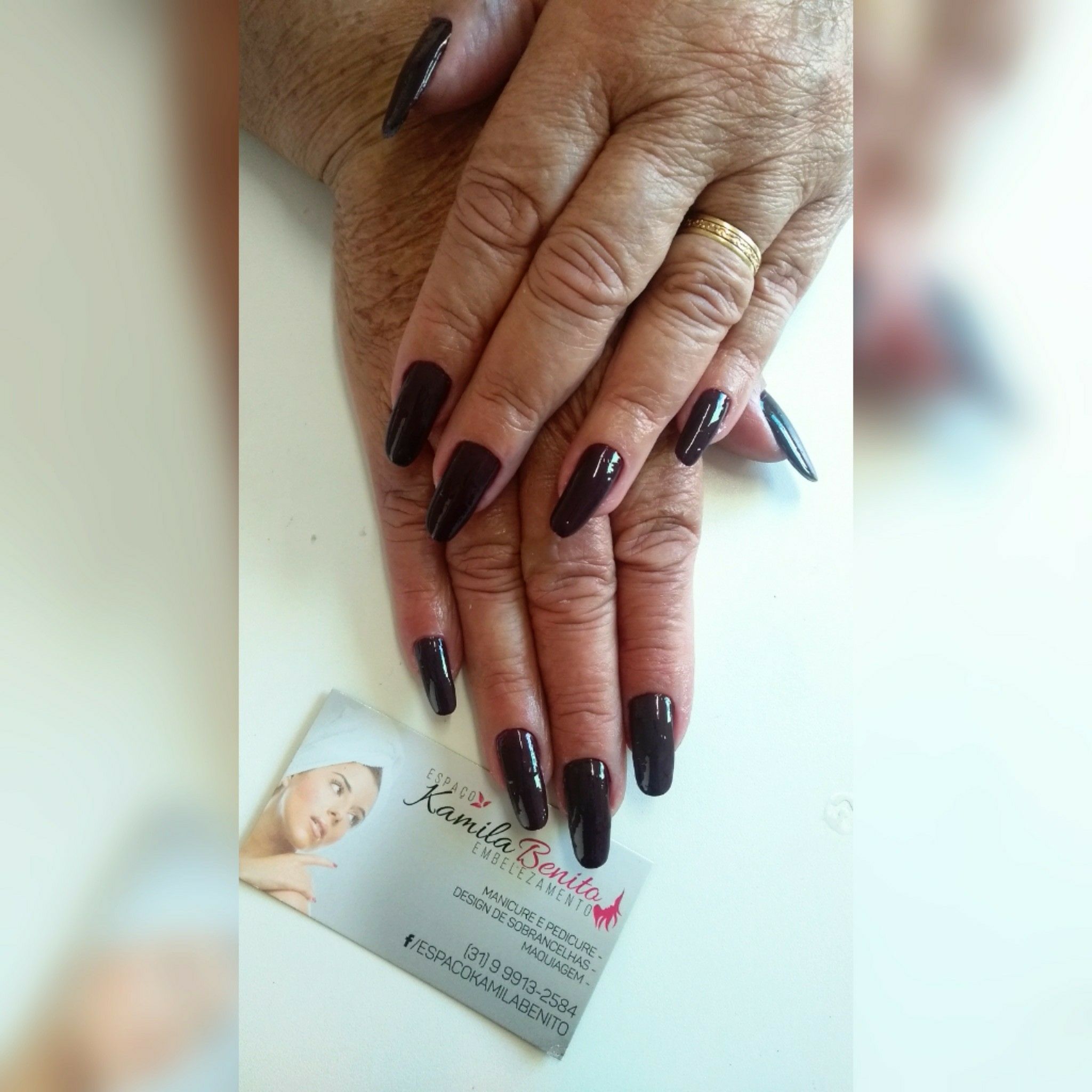 unha manicure e pedicure designer de sobrancelhas maquiador(a)