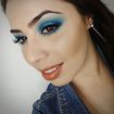 Maquiagem azul com Glitter