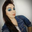 Maquiagem azul com Glitter