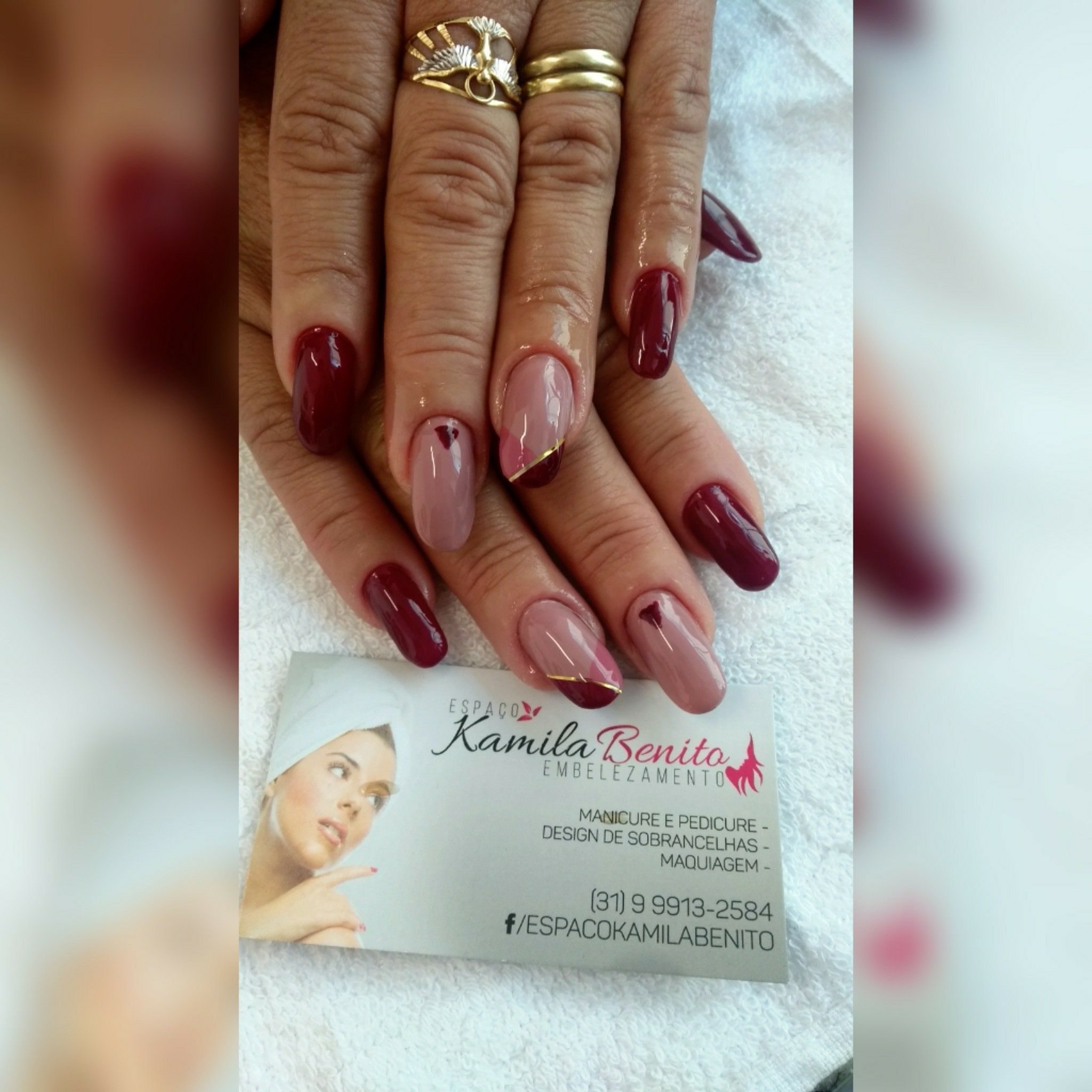 unha manicure e pedicure designer de sobrancelhas maquiador(a)