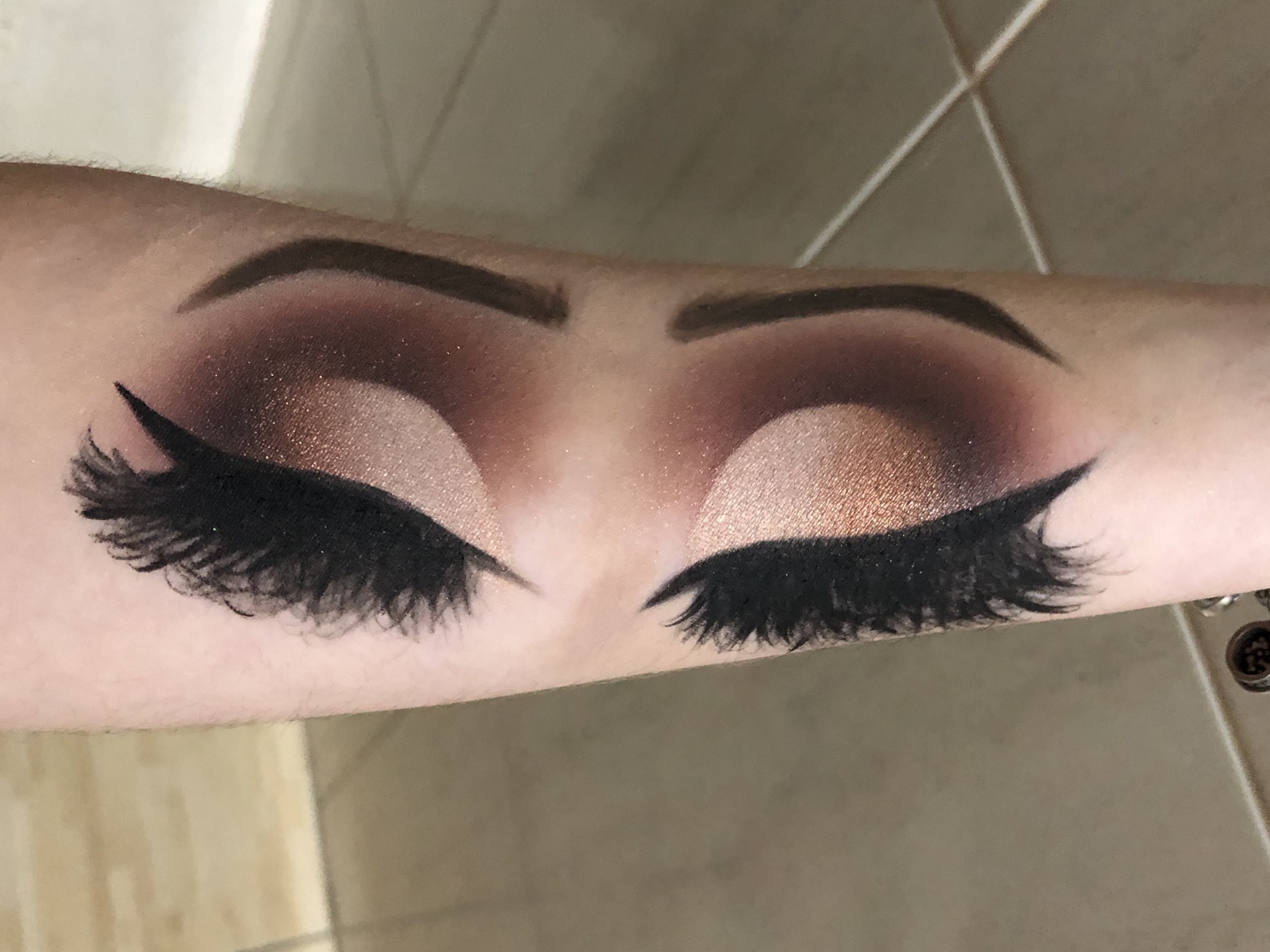 Croqui 

 #makeup #maquiagem #universodamaquiagem #maccosmetics #art #make #mua #maquiadora #selfie #beauty #glam #pausaparafeminices #glowingskin #glow maquiagem maquiador(a) designer de sobrancelhas