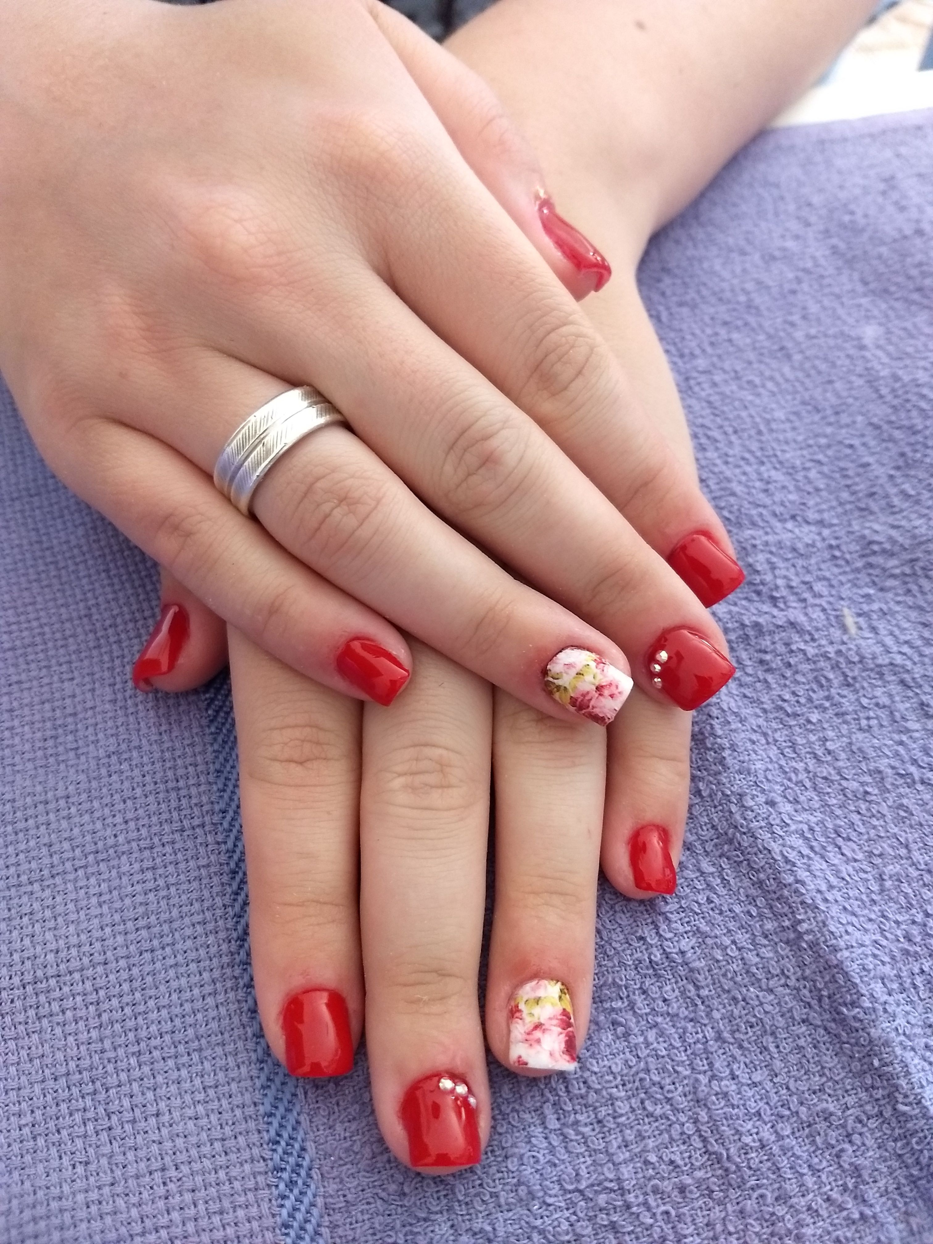 manicure e pedicure manicure e pedicure