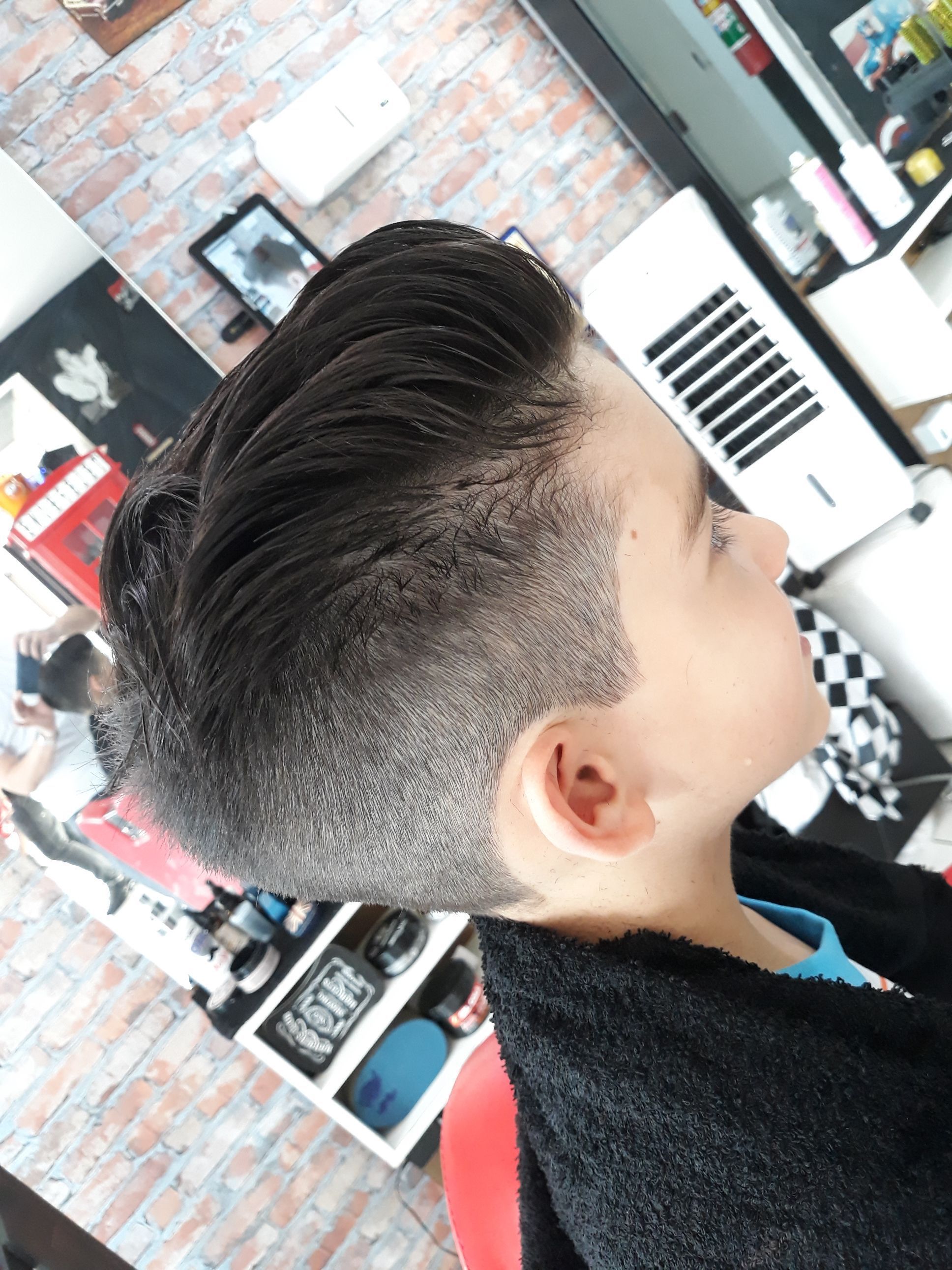 cabelo barbeiro(a) cabeleireiro(a)